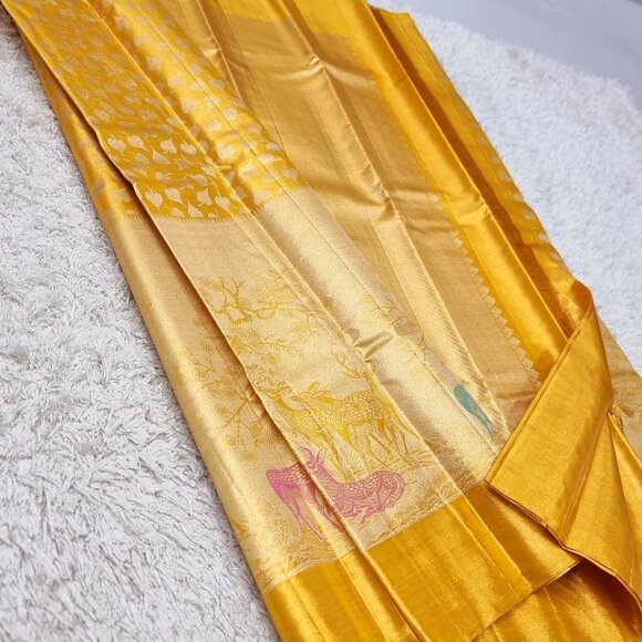 Kanchipuram-sarees - Picture 4 of 16